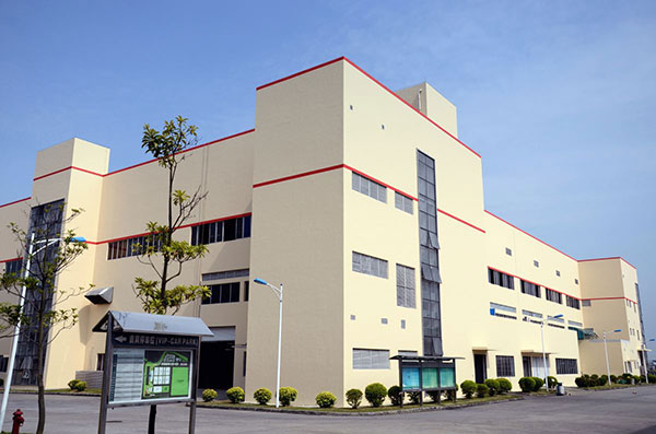 江苏顺腾环境设备有限公司从事研发并生产生活污水、工业给水、工业废水、水景喷泉等100多个系列不同规格的水处理产品。尤其在城市生活污水、工业废水、纯水制备、净水过滤、循环水设备制造方面，在同行中为佼佼者。